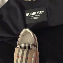 Girls Burberry Set
