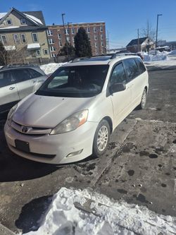 2009 Toyota Sienna