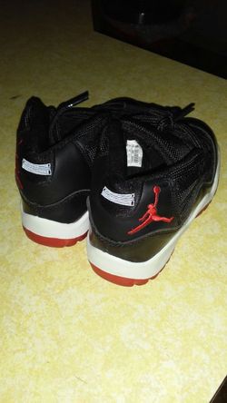 Bred 11s size 12c