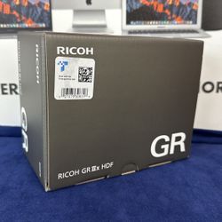 Ricoh GR III X HDF Camera
