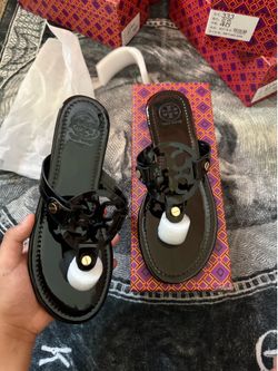 tory burch sandals