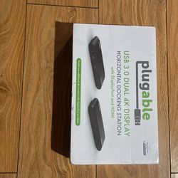 Docking Station With HDMI and Display Port