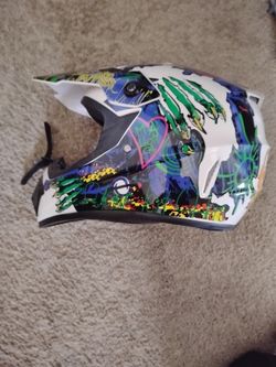 Dirt bike helmet