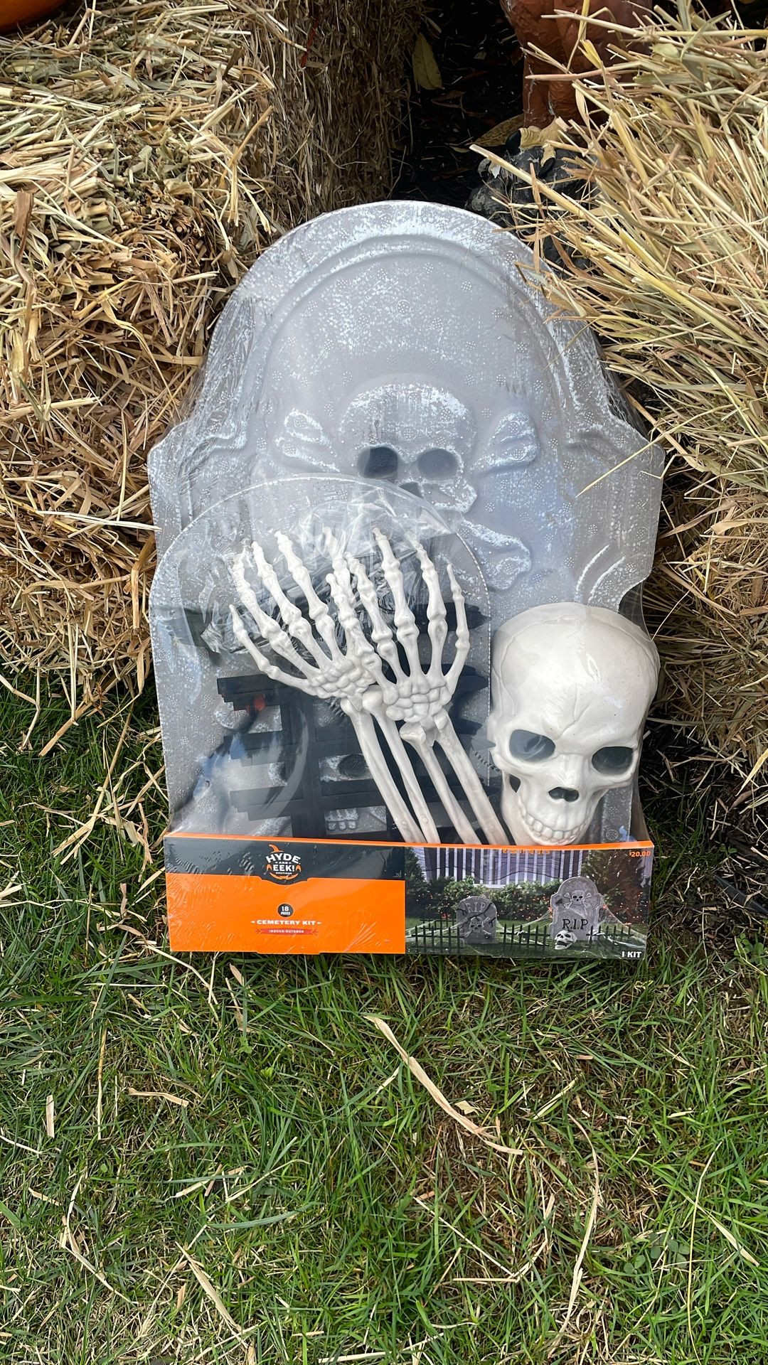 Cemetery Kit Halloween