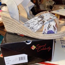 Secret Celebrity White Floral Wedges  Size 11M For Women
