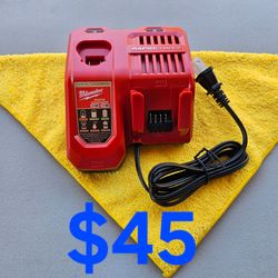 $45 New Milwaukee Rapid Charger (18-Volt / 12-Volt)