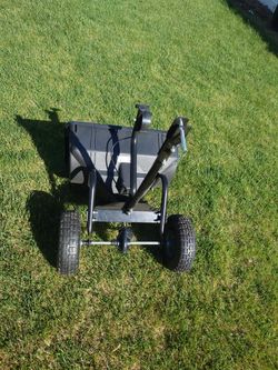 Agri-fab lawn spreader