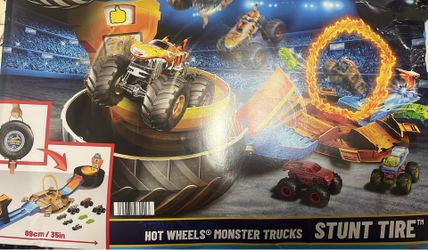 HOT WHEELS