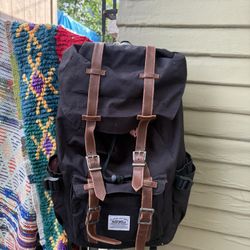 Kaukko Black Backpack