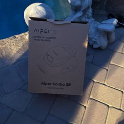 Cordless Robotic Pool Cleaning 