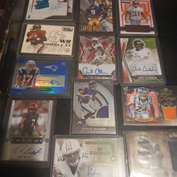 Football  Autographs and patches  12 cards