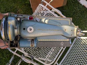 Mercury Deluxe 100 sewing machine Vintage