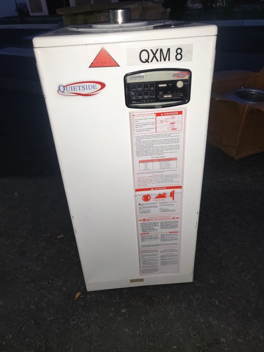 Tankless Water Heater W/ Hydronic Heating Loop for Sale in  Mandres-les-roses, IDF - OfferUp