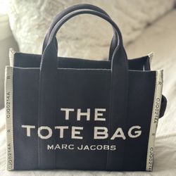 Marc Jacob’s Jacquard Medium Tote Bag