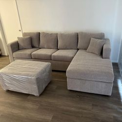 Brand New Grey Sectionals With Free Ottoman 