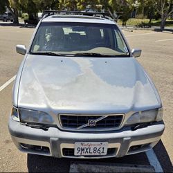 2000 Volvo cross country v70 AWD