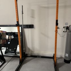 CAP SQUAT RACK W/ BARBELL