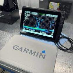 Garmin ECHOMAP Ultra 126sv 