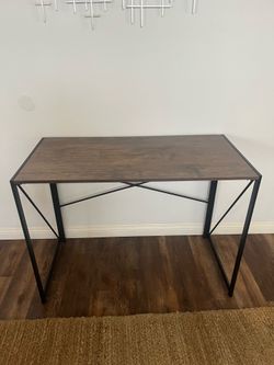 Wood like desk black