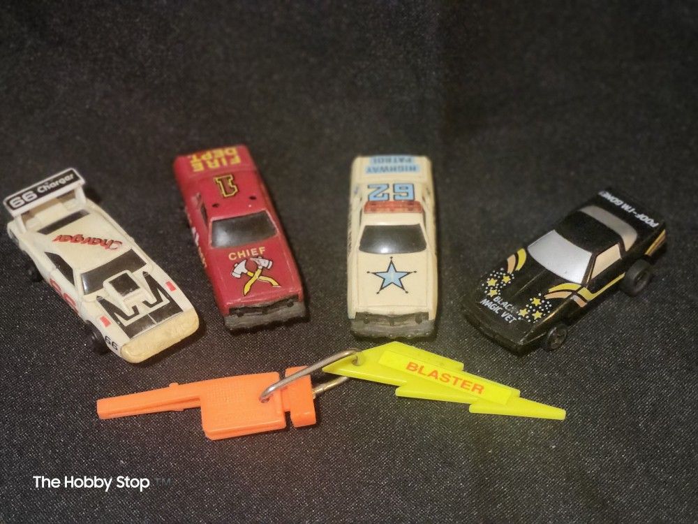 Vintage 80s Key Card Lot