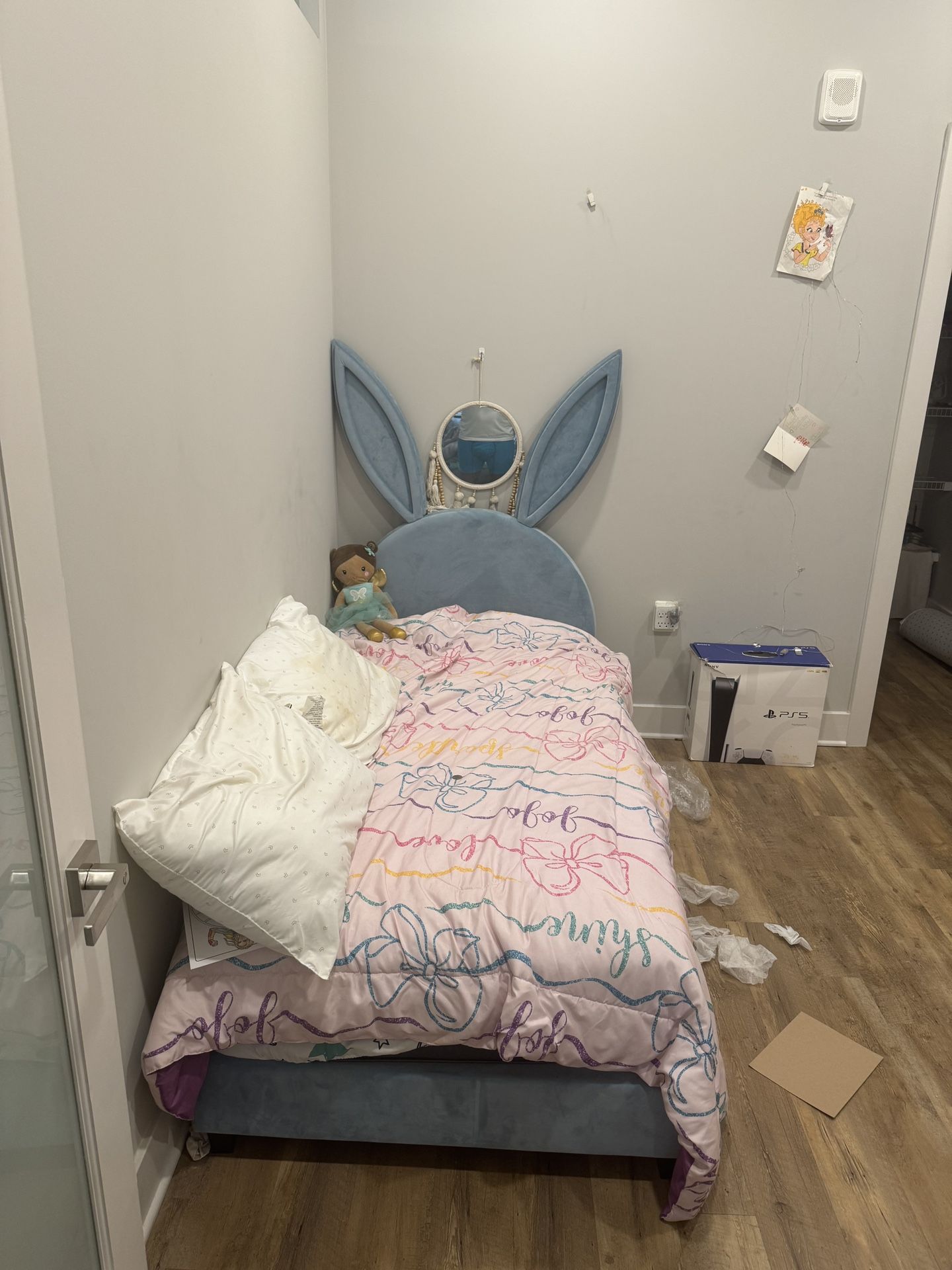 Blue Bunny Twin Bed 