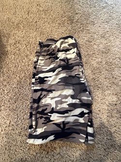 Gray Camo Elastic Waist Shorts
