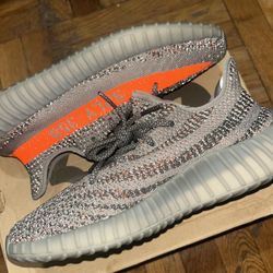 Yeezy Boost 350 V2 “Beluga”