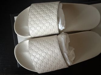 Brand new Gucci leather slide sandals, size 38 