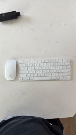 Brand new apple keyboard and mouse
