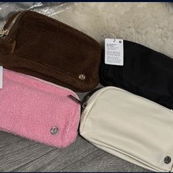 LULULEMON BAG