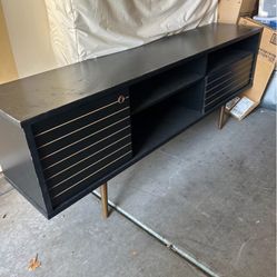 Retro Tv Stand 