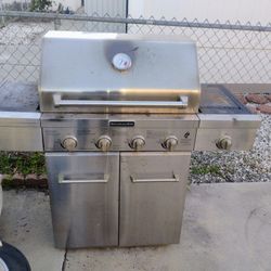 KitchenAid BBQ Grill Delivery Included Today 