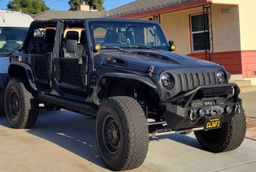 Jeep wrangler JKU trail doors with mirrors