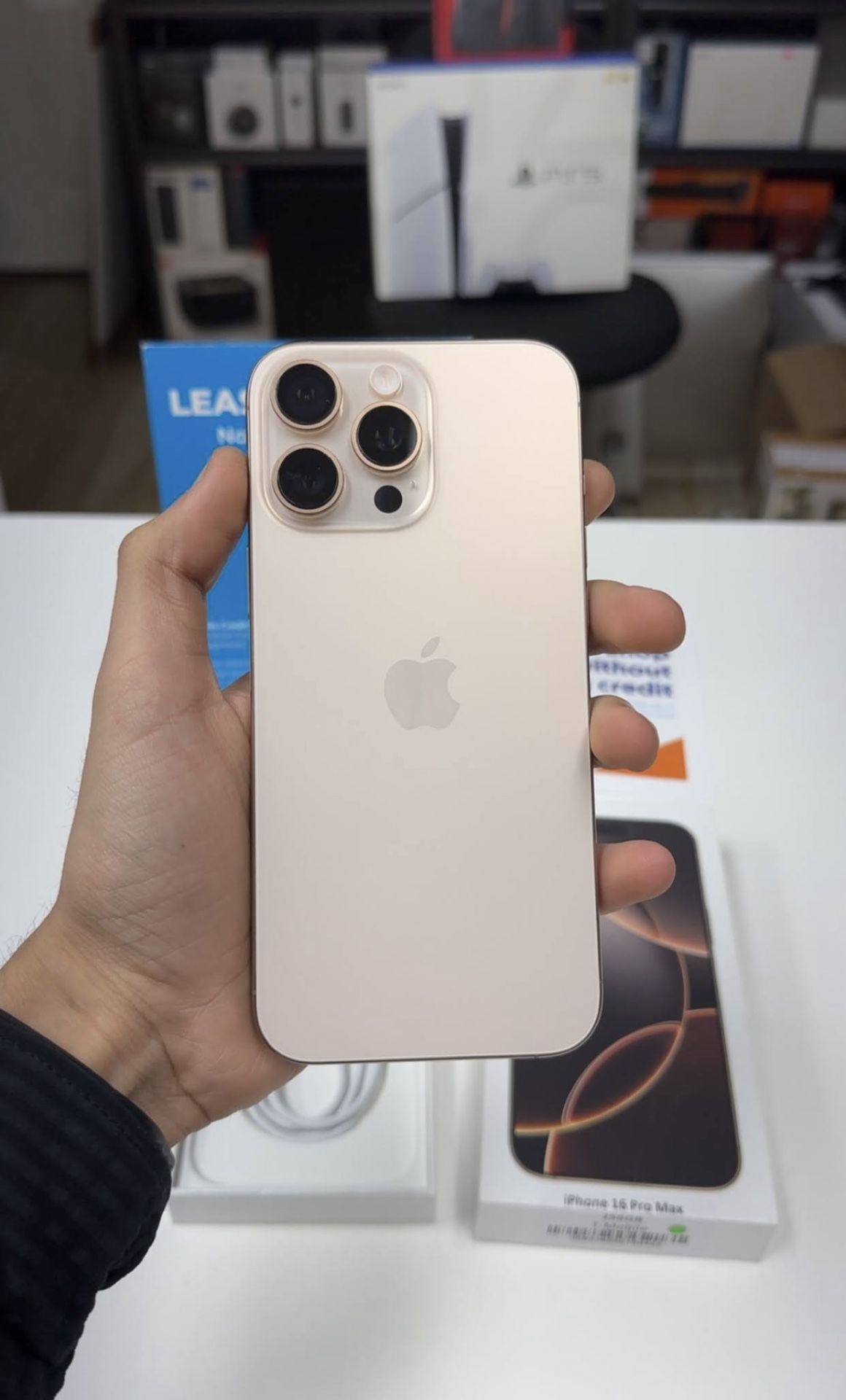 iPhone 16 Pro Max 256GB Unlocked