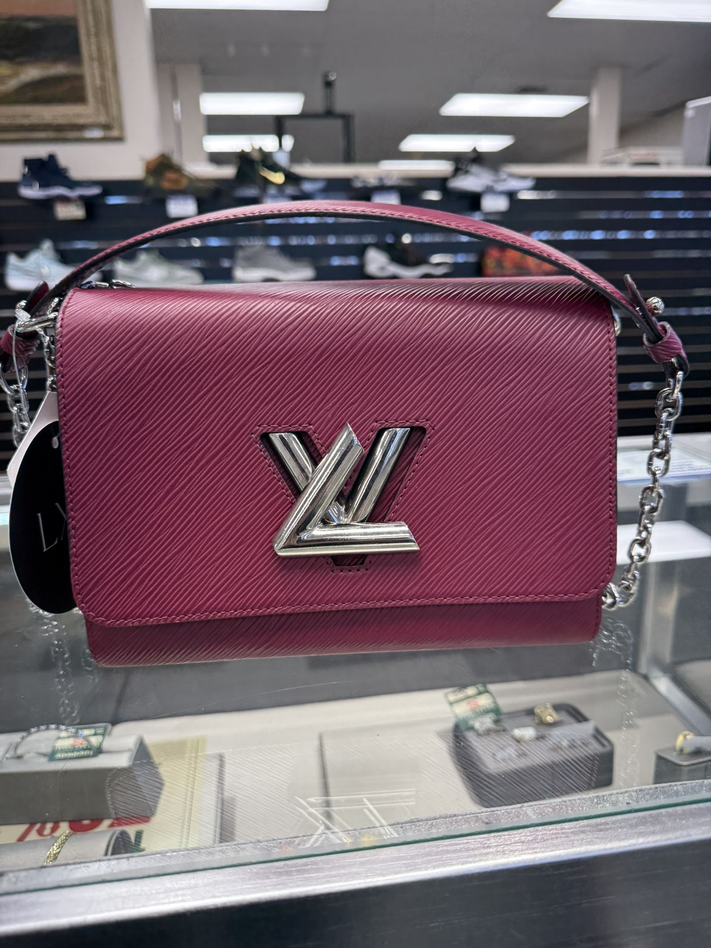 Louis Vuitton Shoulder Twist Bag In Fuchsia $2695