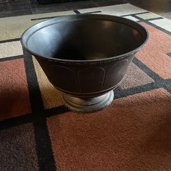 Plastic Pot  15”x10”  Good Condition 