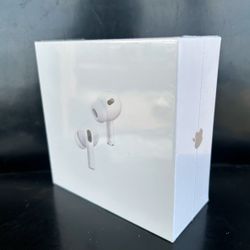 Apple AirPod Pros 2nd Generation With MagSafe Charging Case (USB-C) Brand New