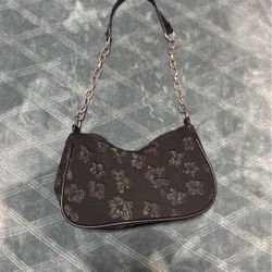 Black Bag With Flower Design 🖤