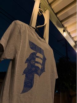 Primitive brand t shirt medium