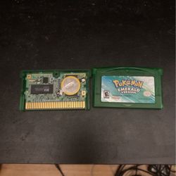 Authentic Pokemon Emerald Version Gameboy Advance