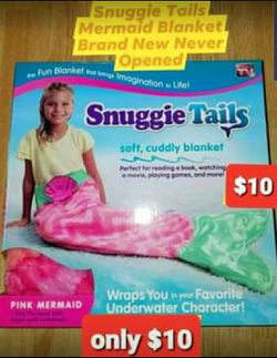 Only $10🌸Snuggie Tails Mermaid Blanket Brand New Never Opened. Only $10 !!!
