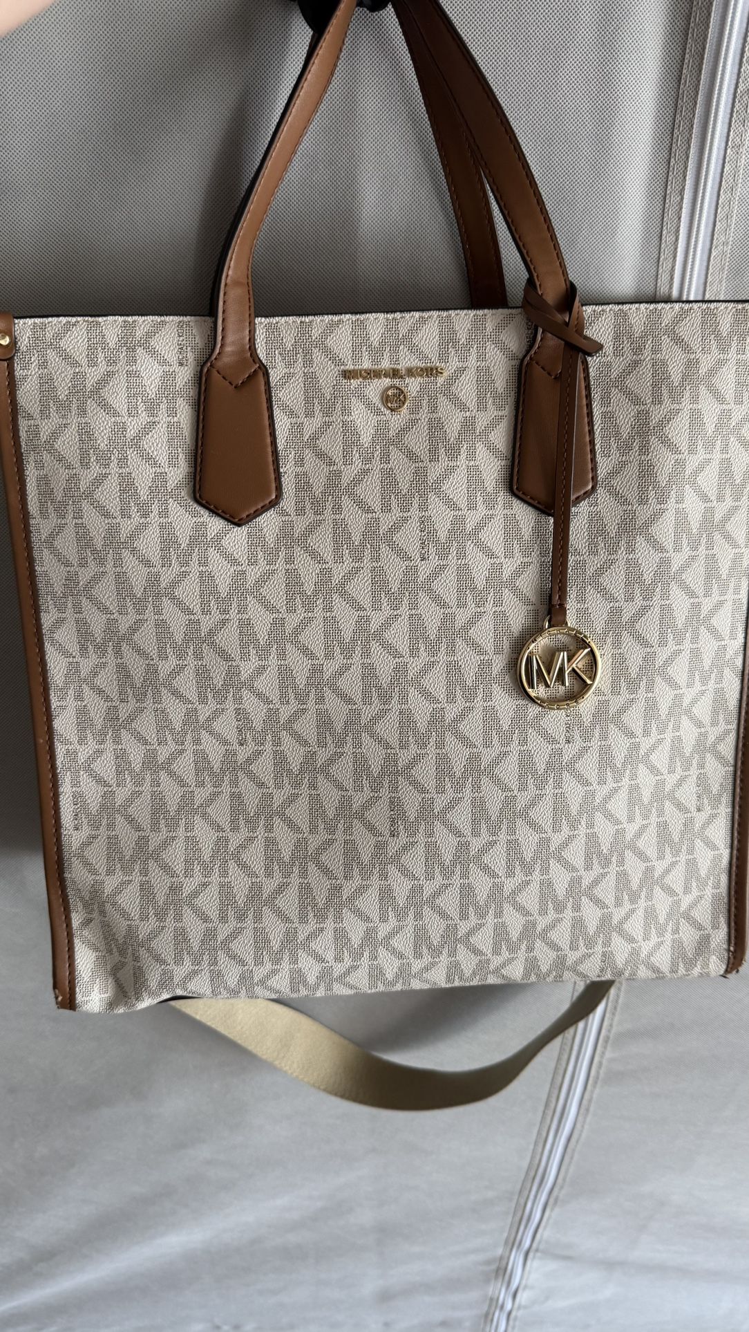 Micheal Kors Tote Bag