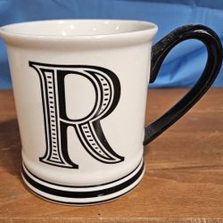 Mug With An R