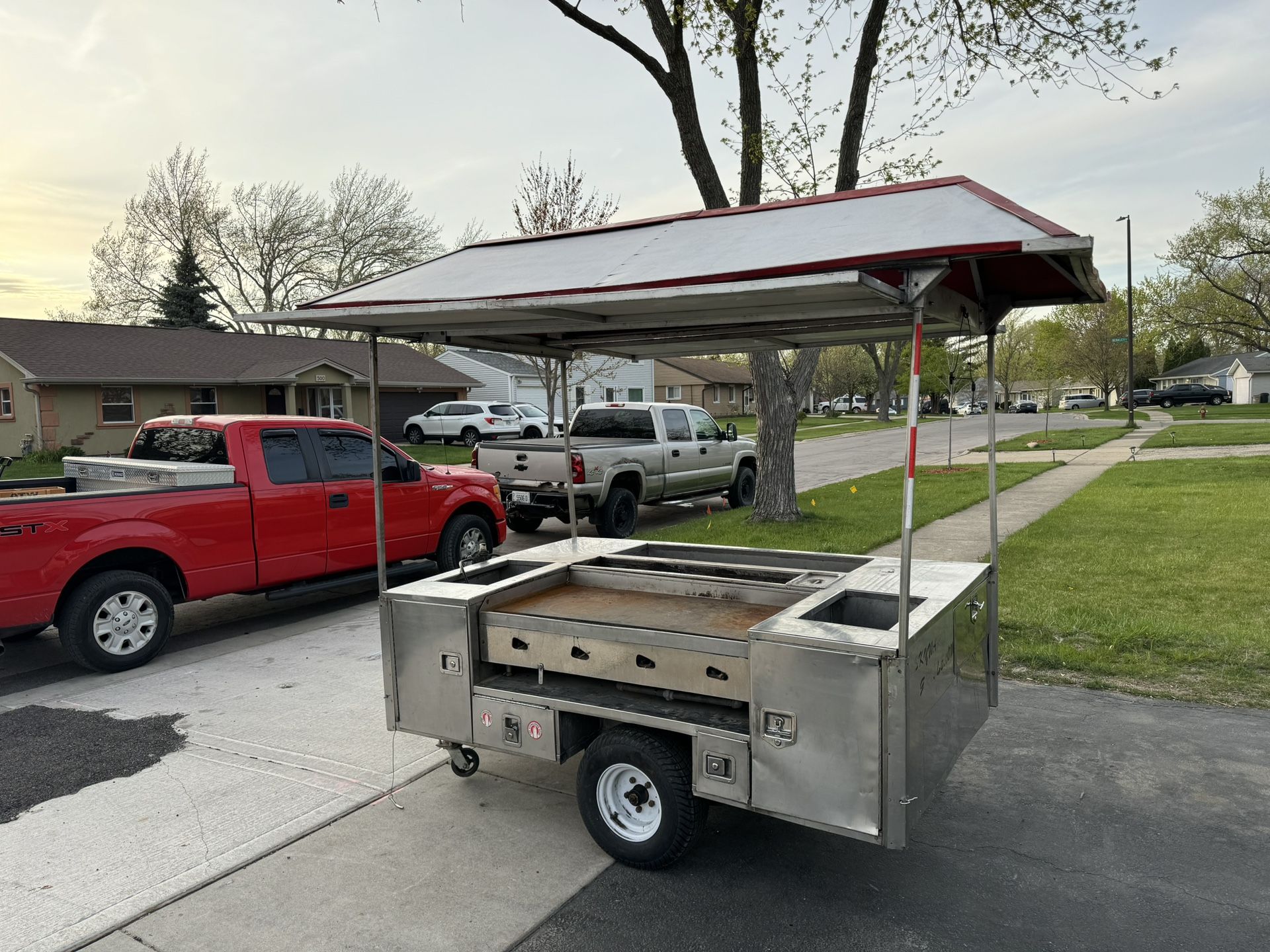 Food Trailer 