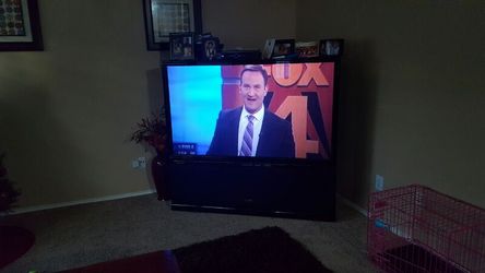 Pioneer 55" tv floor model