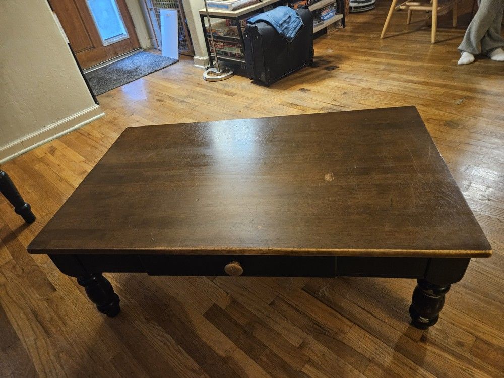 Coffee Table And End Table Matching Set