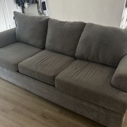 Two Couches  🛋️ 🛋️ For FREE