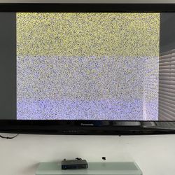 PANASONIC TV