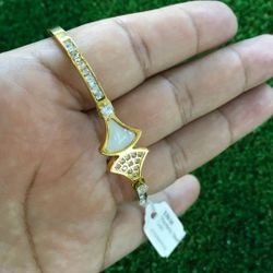 Gold Plated bangle Skirt Bracelet - PALMA PARIS