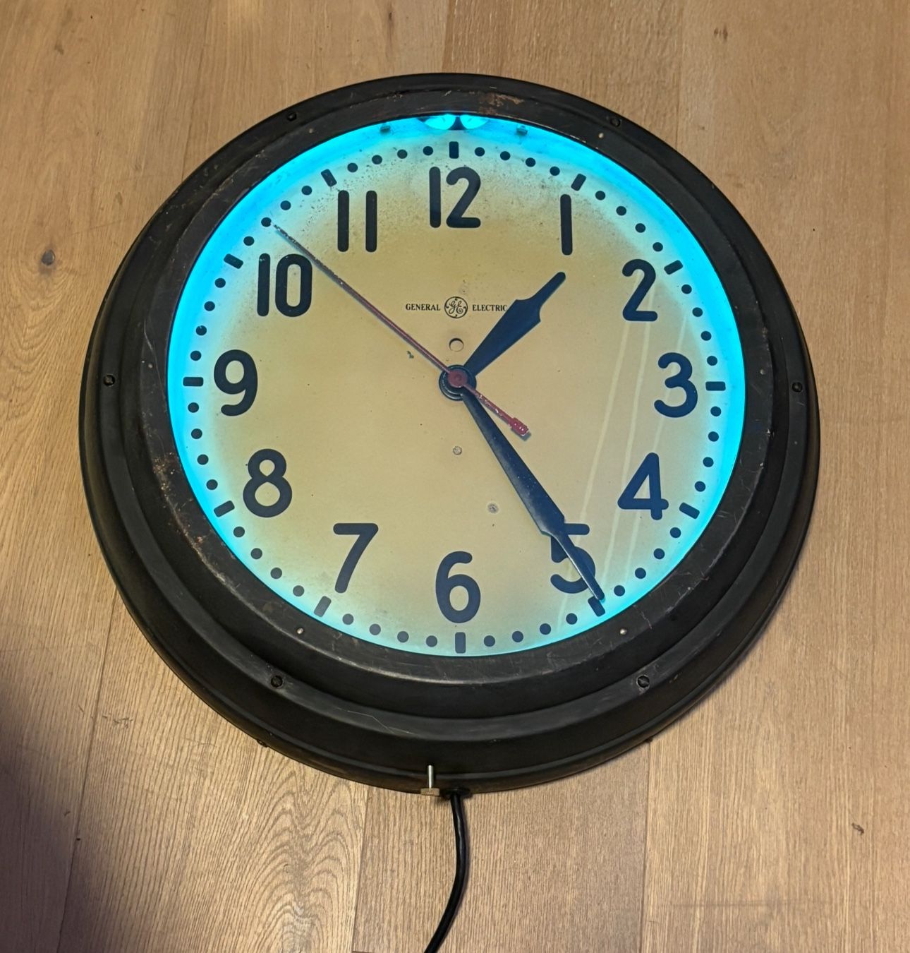 Vintage General Electric Neon Clock with Rare Blue Tube